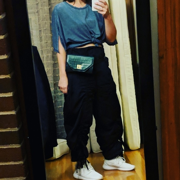 Meet your Posher, Gen - Picture 6 of 7